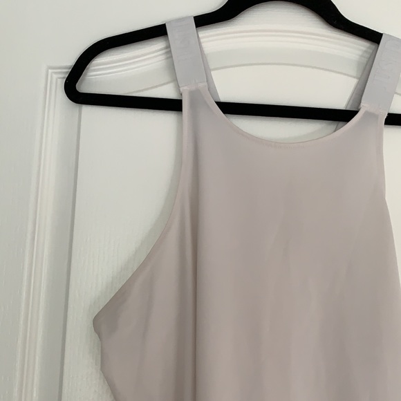 Nike Tank - Picture 3 of 7